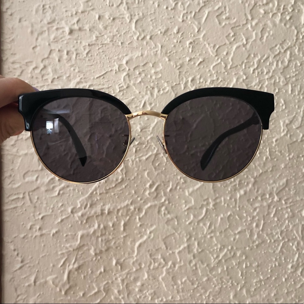 Original Alexander McQueen sunglasses +case